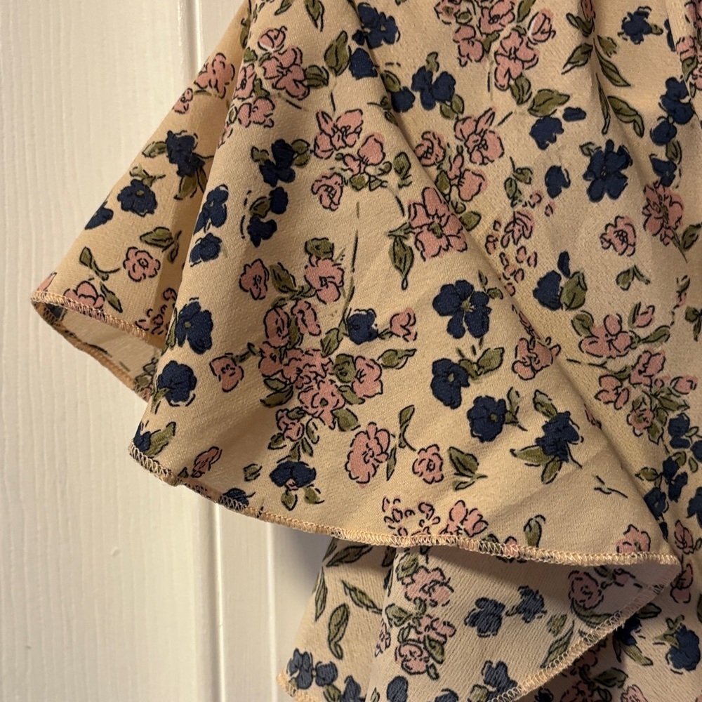 SHEIN Floral Wrap Dress - Pink and Black - Picture 6 of 7